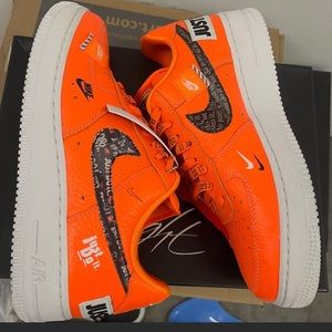 Nike Air Force 1 just do it